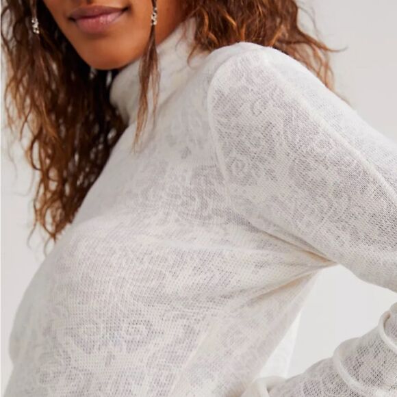 Free People XS Intimately “You and I” Floral Turtleneck Ivory Crème - Picture 4 of 17